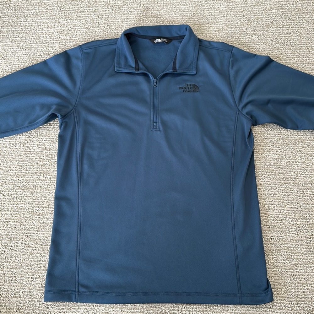North face pullover